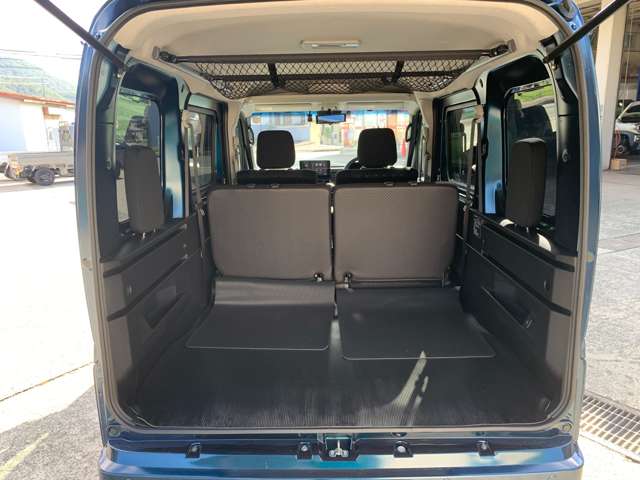 Daihatsu Atrai 7
