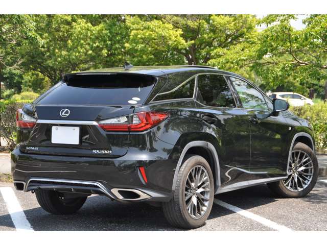 Lexus RX 7