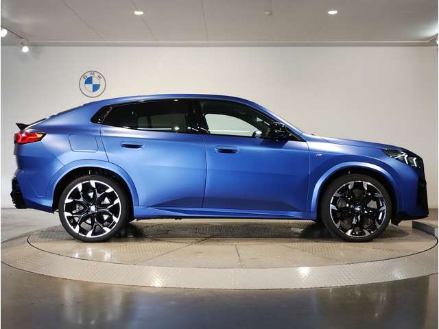 BMW X2 7