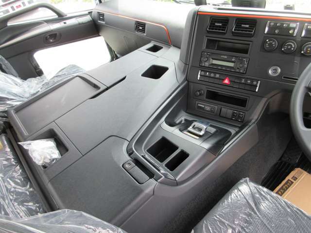 Mitsubishi Fuso Super Great 12