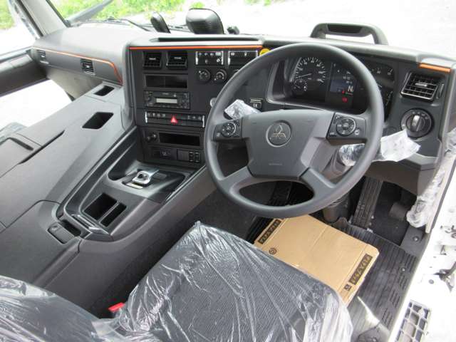Mitsubishi Fuso Super Great 10