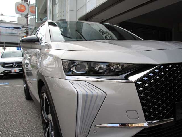 DS Automobiles DS7 11