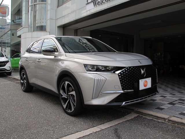 DS Automobiles DS7 10