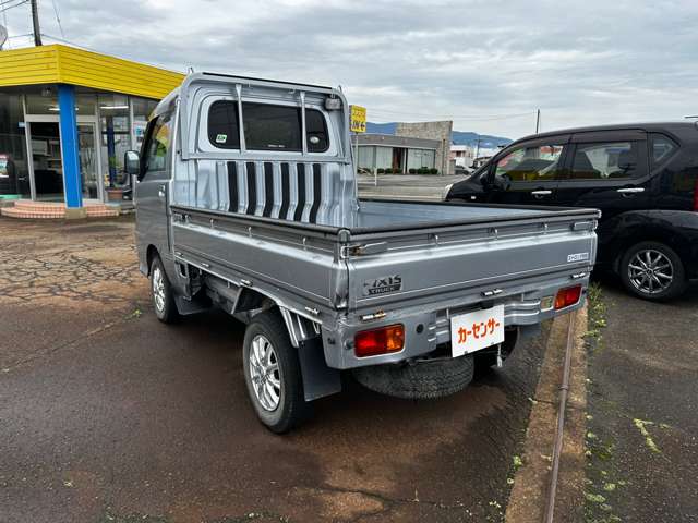 Toyota Pixis Truck 6