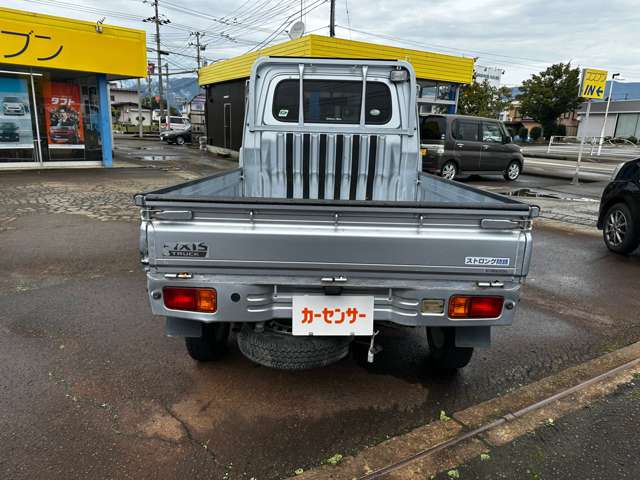 Toyota Pixis Truck 7