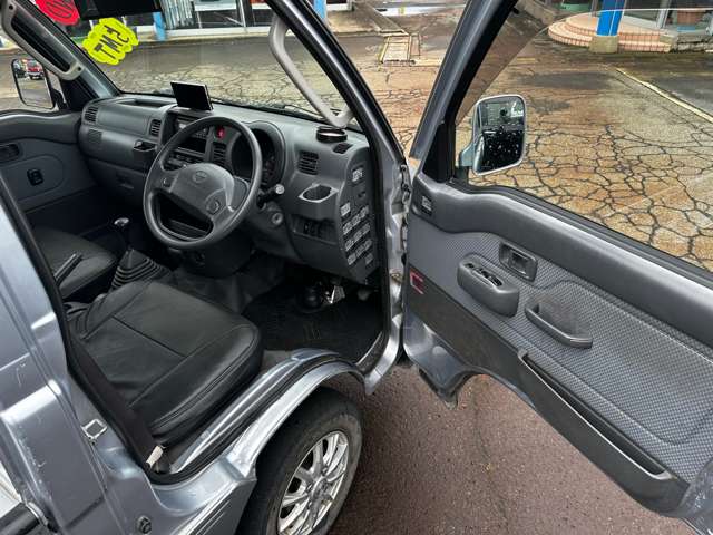 Toyota Pixis Truck 9