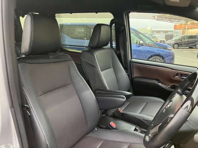 Toyota Esquire 8
