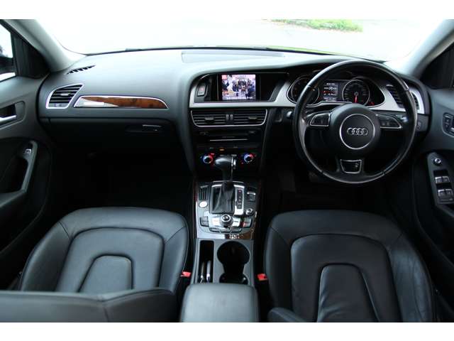 Audi A4 Allroad Quattro 2