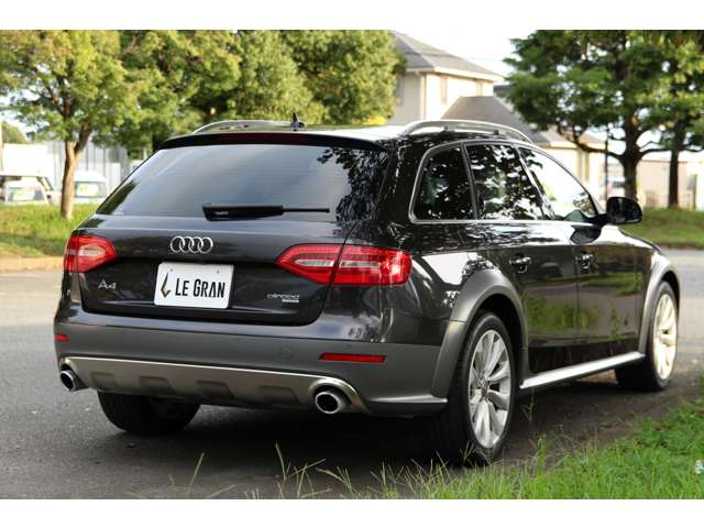 Audi A4 Allroad Quattro 7