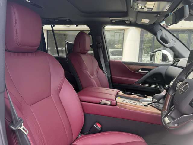 Lexus LX 11