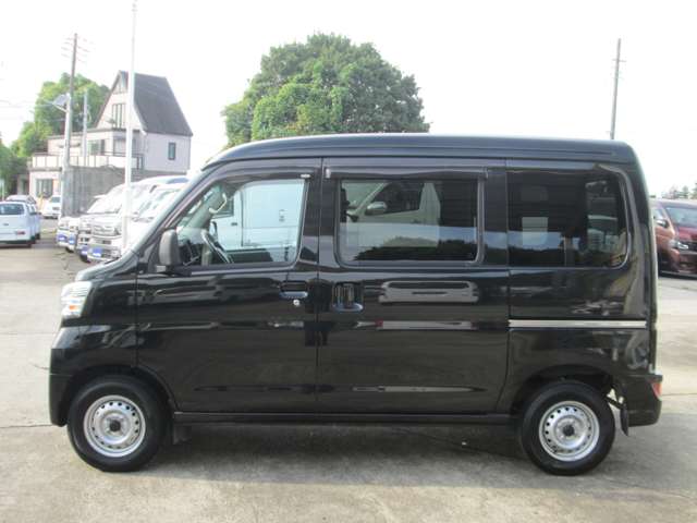 Daihatsu Hijet Cargo 8