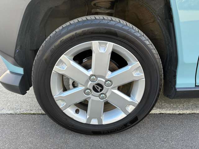 Daihatsu Taft 8