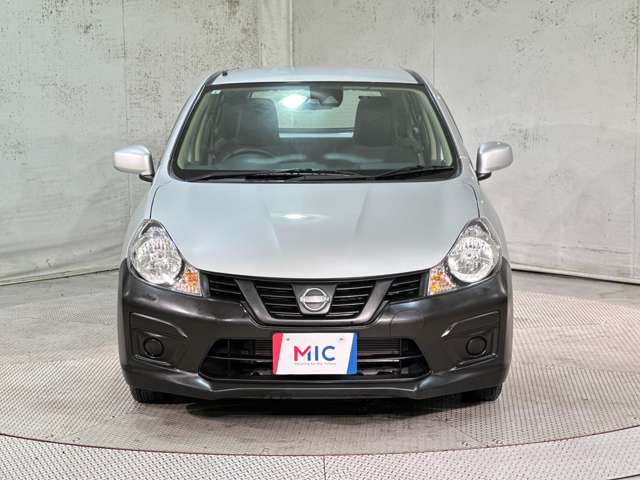 Nissan AD 4