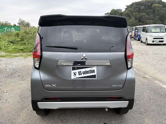 Mitsubishi eK X 7