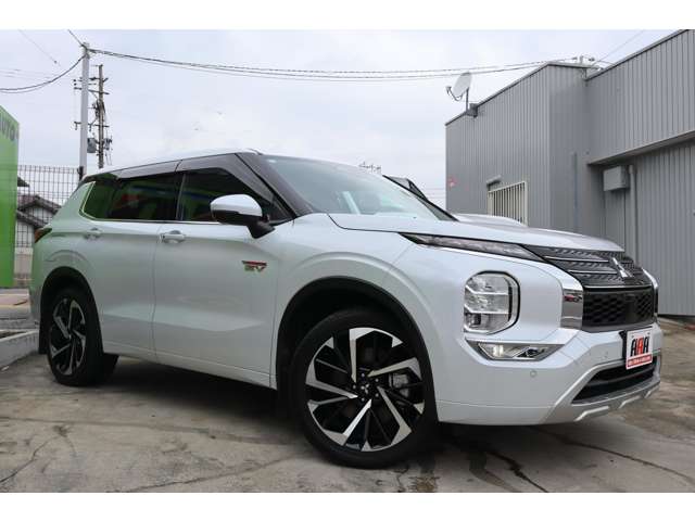 Mitsubishi Outlander 2