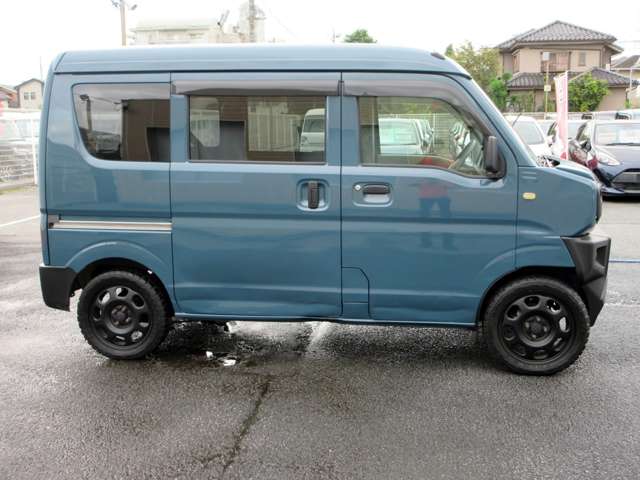 Suzuki Every 12
