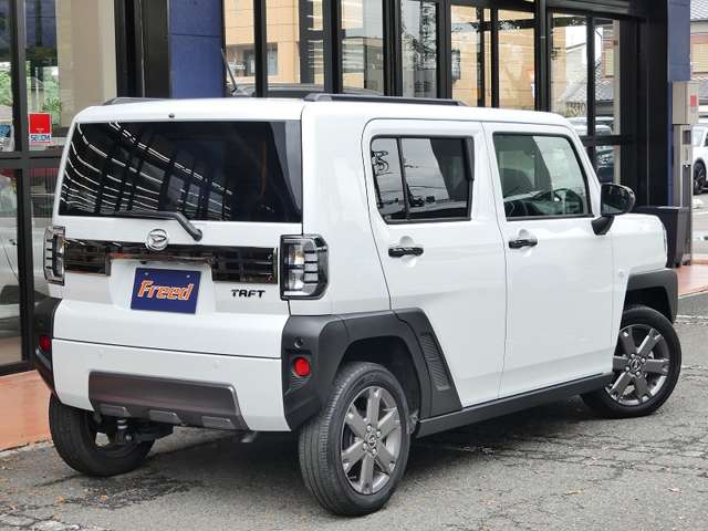 Daihatsu Taft 6
