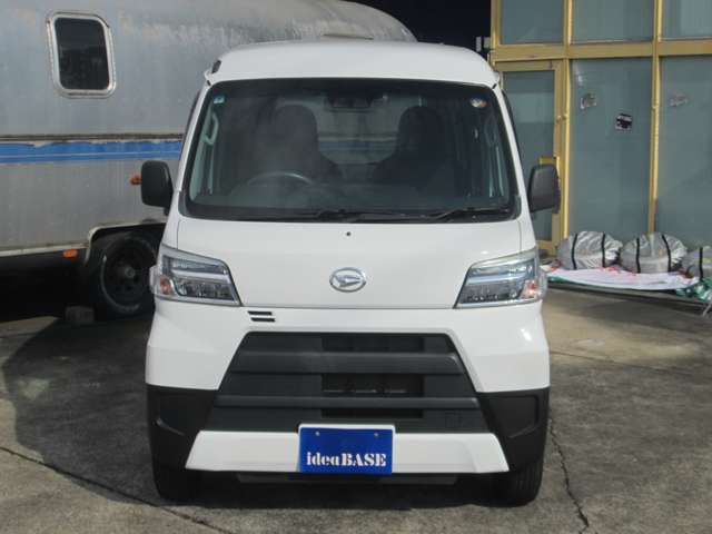 Daihatsu Hijet Cargo 5