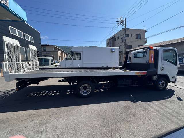 Isuzu Elf 4