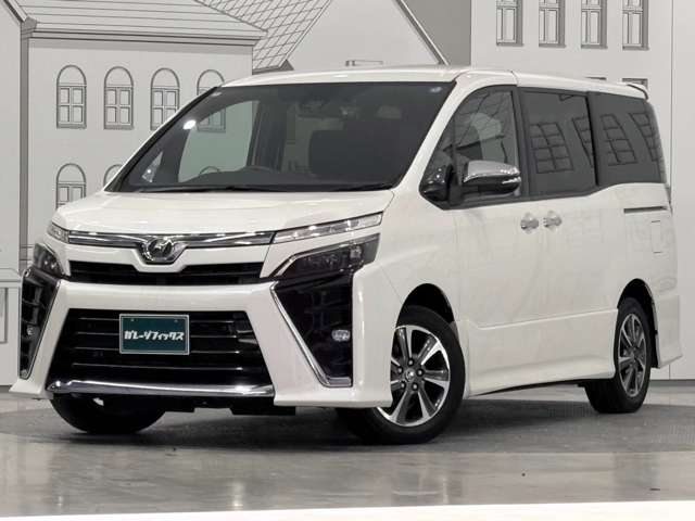 Toyota Voxy 3