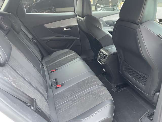 Peugeot 3008 9