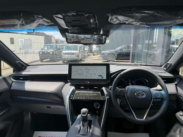Toyota Harrier 4