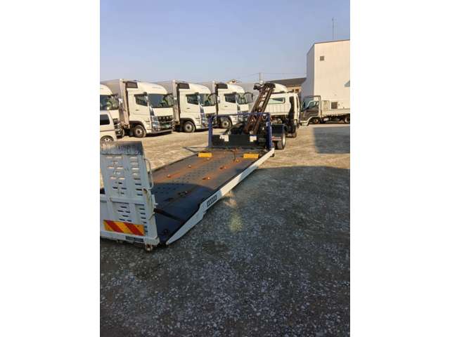 Mitsubishi Fuso Canter 12