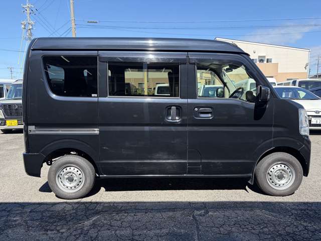 Nissan NV100 Clipper 10