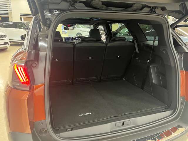 Peugeot 5008 12