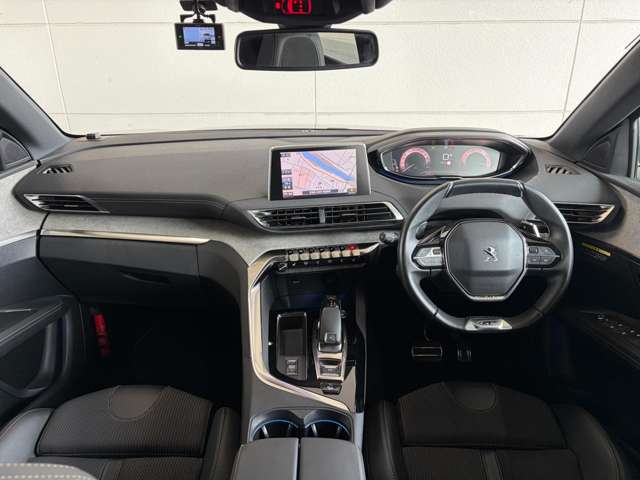 Peugeot 3008 4