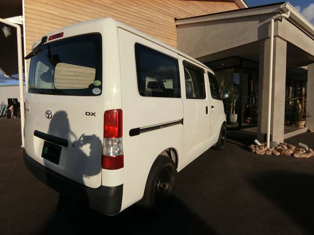Toyota Town Ace Van 10