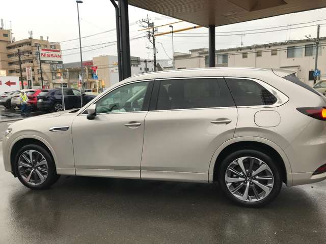 Mazda CX-80 12