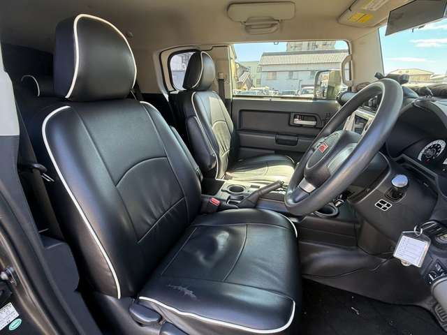 Toyota FJ Cruiser 12