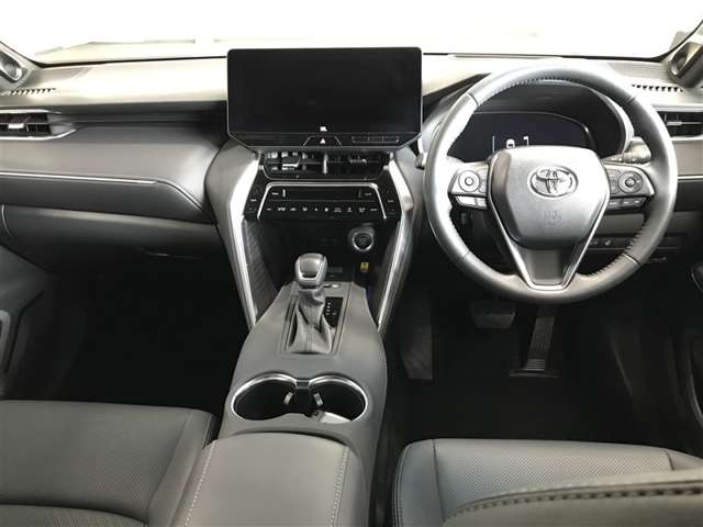 Toyota Harrier 10
