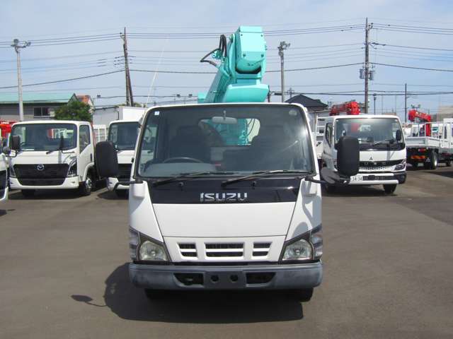 Isuzu Elf 4