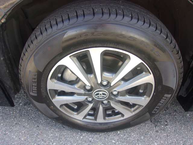 Toyota Esquire 10