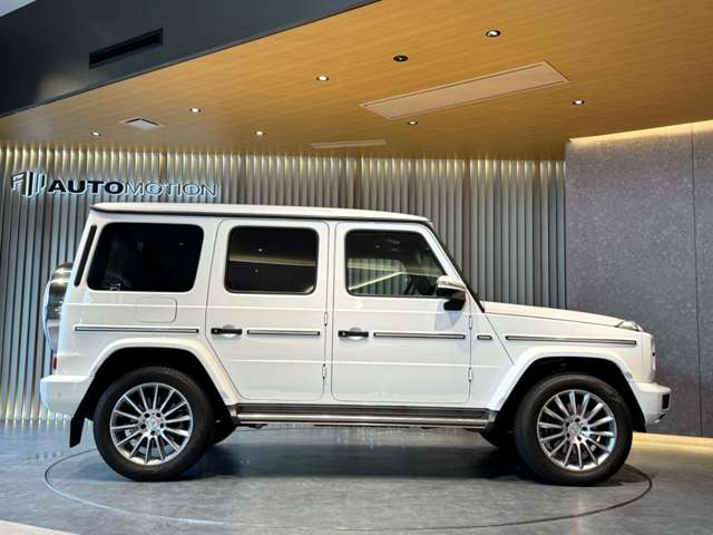 Mercedes-Benz G-Class 11