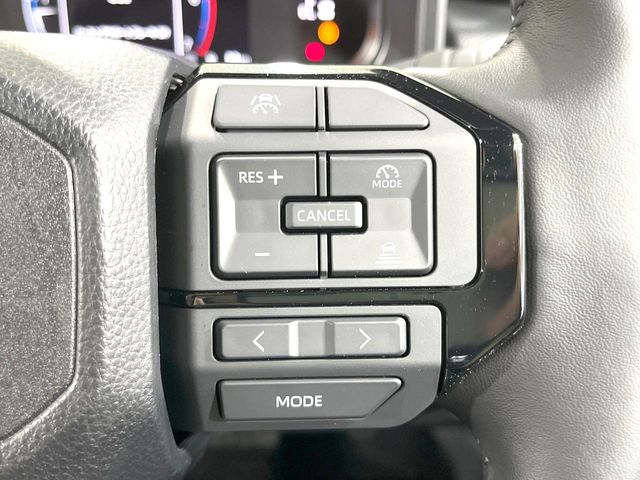 Toyota Land Cruiser FJ 6
