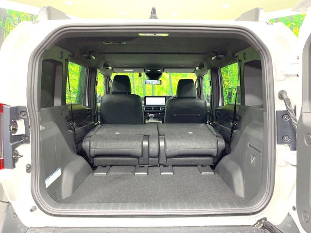 Toyota Land Cruiser FJ 10