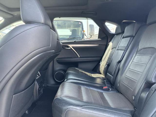 Lexus RX 9