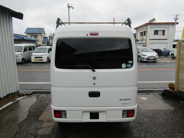 Suzuki Every 11