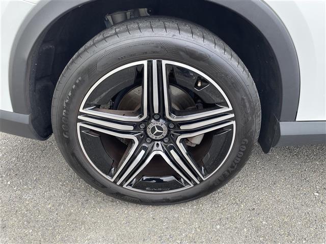 Mercedes-Benz GLC 12