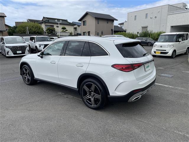 Mercedes-Benz GLC 8