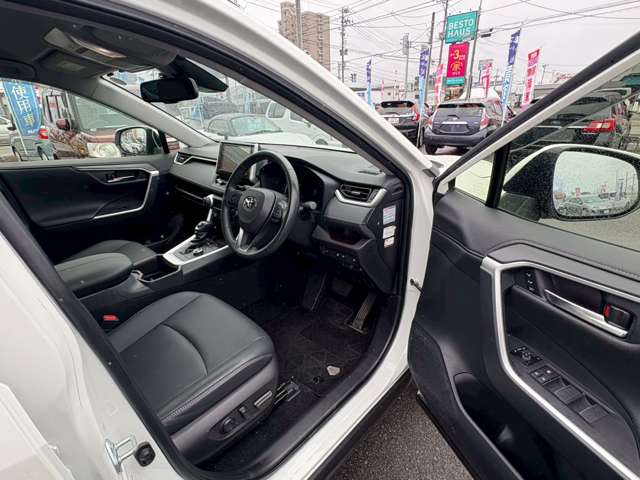 Toyota RAV4 12