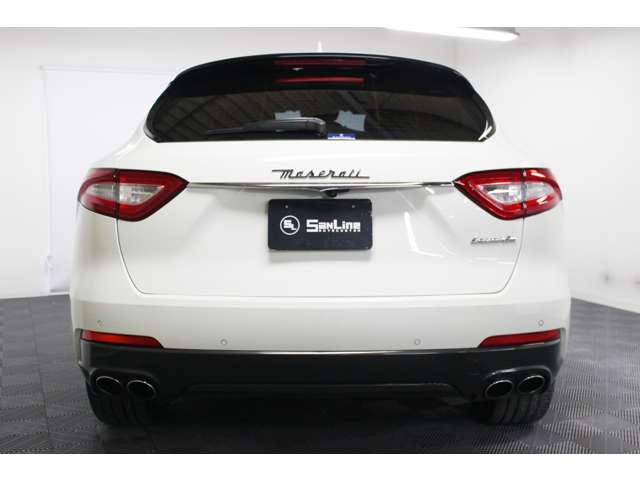 Maserati Levante 12
