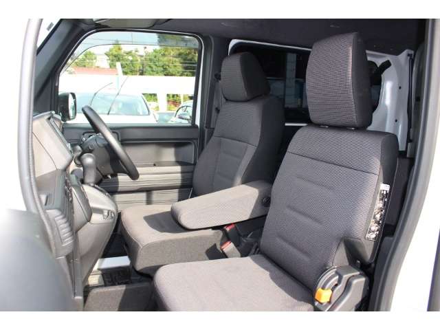 Honda N-VAN 11