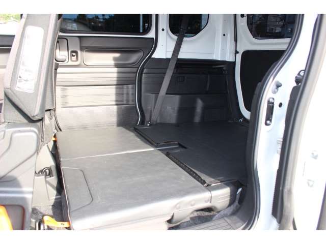 Honda N-VAN 12