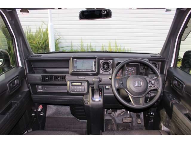 Honda N-VAN 10