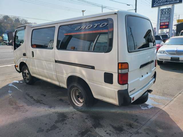 Hino Dutro 5