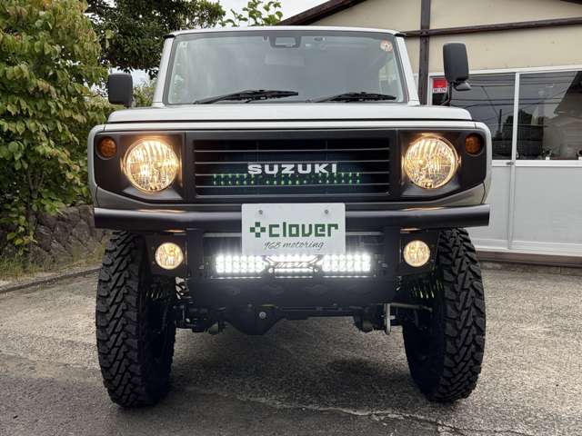 Suzuki Jimny 4